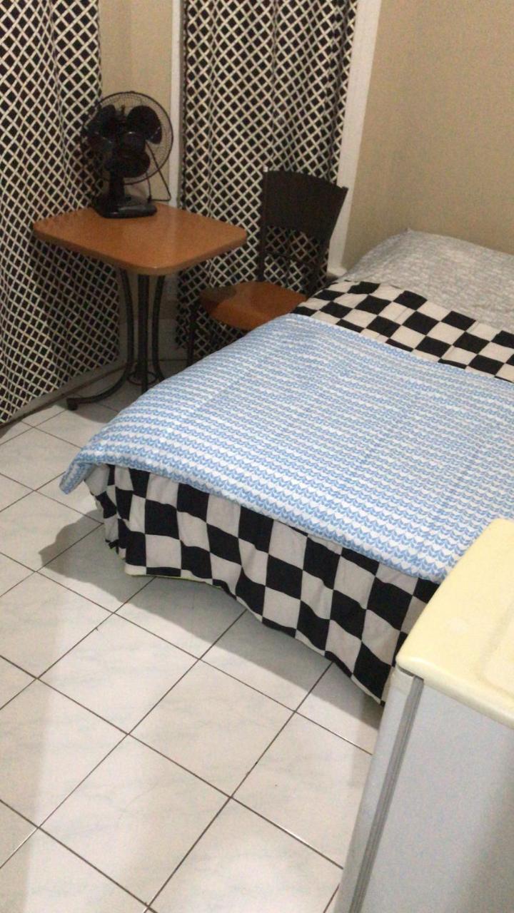 Monthly University Apartment-Elizabeth トロント エクステリア 写真